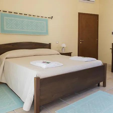 Hotel Diffuso Il Mandorlo 3*